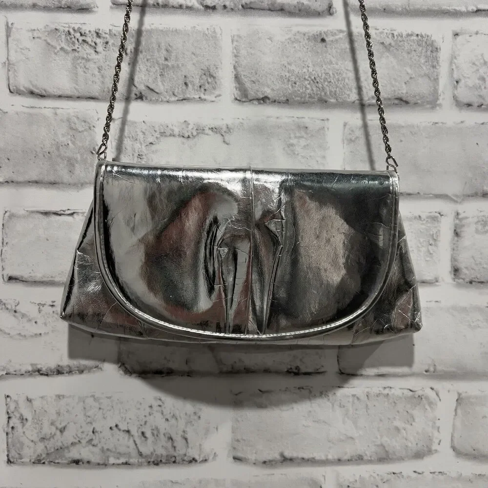 La Regale Metallic Silver Tone Chain Strap Evening Bag Clutch Purse